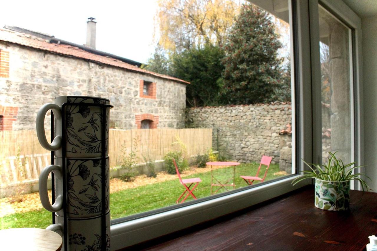 Apartment Superbe Avec Jacuzzi Et Jardin Prive Marlhes
